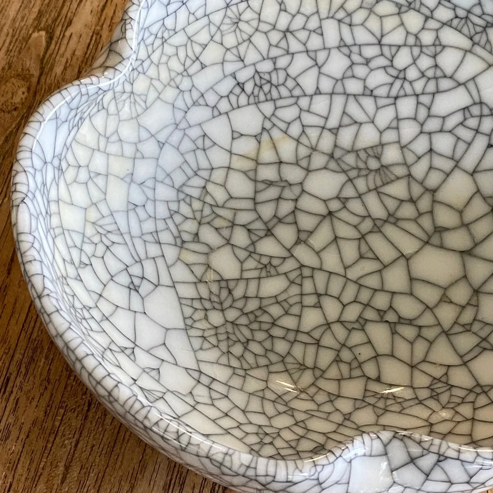 Vintage Japanese Crackle Glaze Bowl for Ikebana Arrangement or Decorative Use - Picture 11 of 14